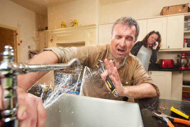 Best Commercial water damage restoration  in Islandia, NY